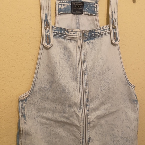 Abercrombie denim skirt overalls - Picture 2 of 3